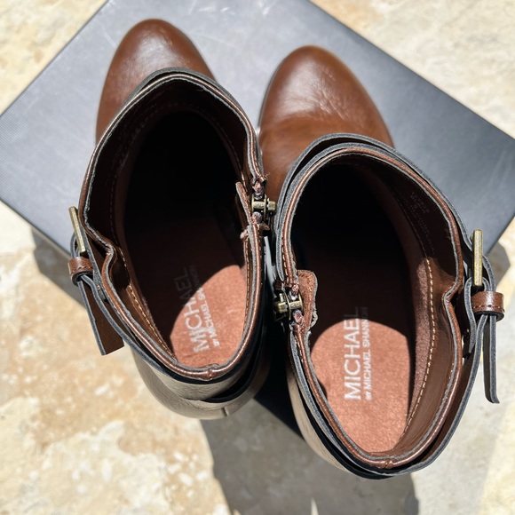 Michael Shannon Vegan Leather Blair Brown Booties Zip Up Buckle EUC Size:(9) - Picture 5 of 8